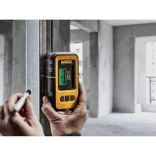 DeWalt Green Line Laser Detector - Image 2