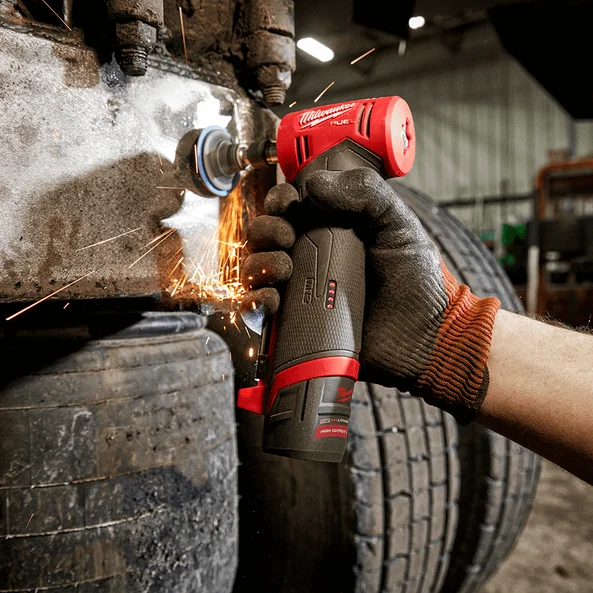 Milwaukee M12™ REDLITHIUM™ HIGH OUTPUT™ 2.5Ah Compact Battery - M12HB2 - Image 2