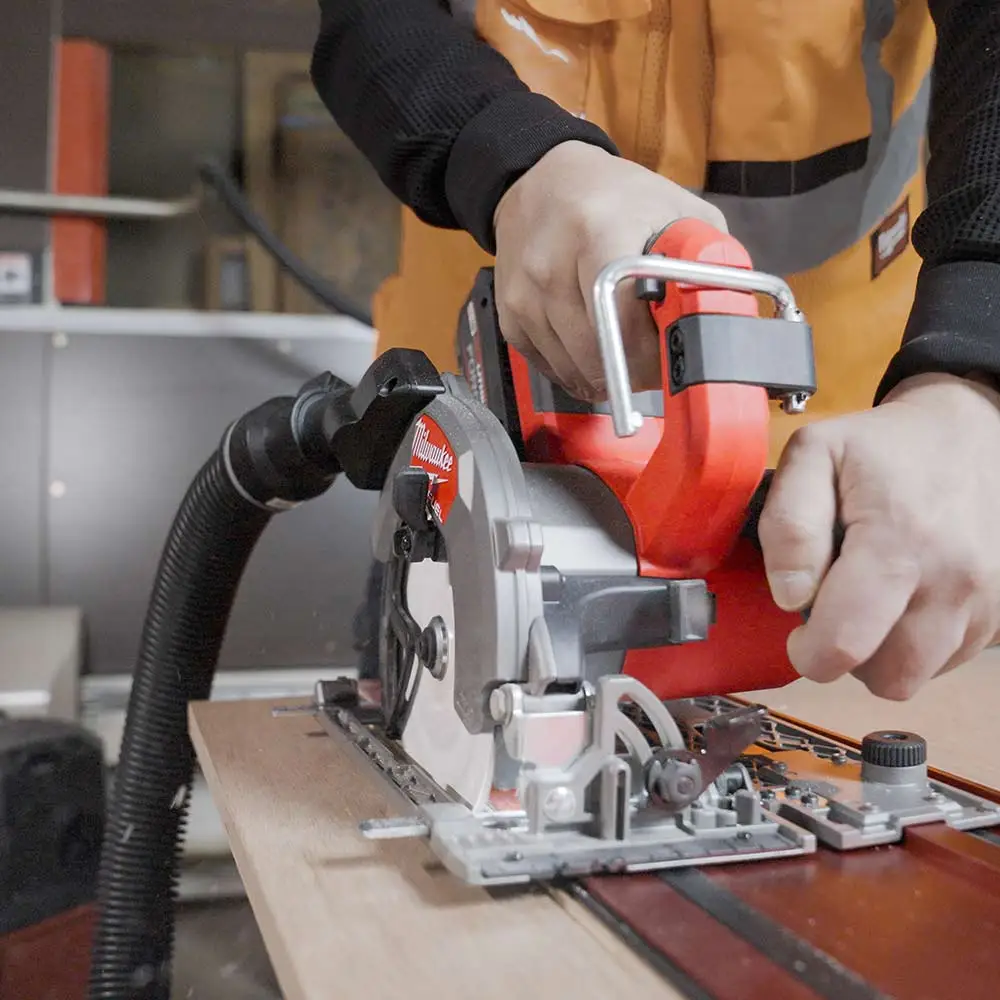 M18 FUEL™ 165MM DEEP CUT CIRCULAR SAW (TOOL ONLY) M18FCSDC1650 - Image 3