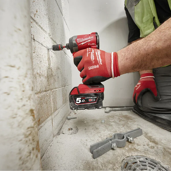 Milwaukee M18 FUEL™ 1/4" Hex Impact Driver (Tool Only) M18FID30 - Image 5