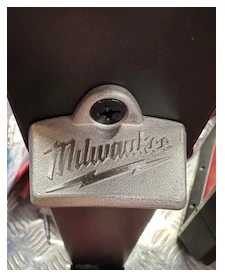 Milwaukee cast aluminium bottle opener - Image 2